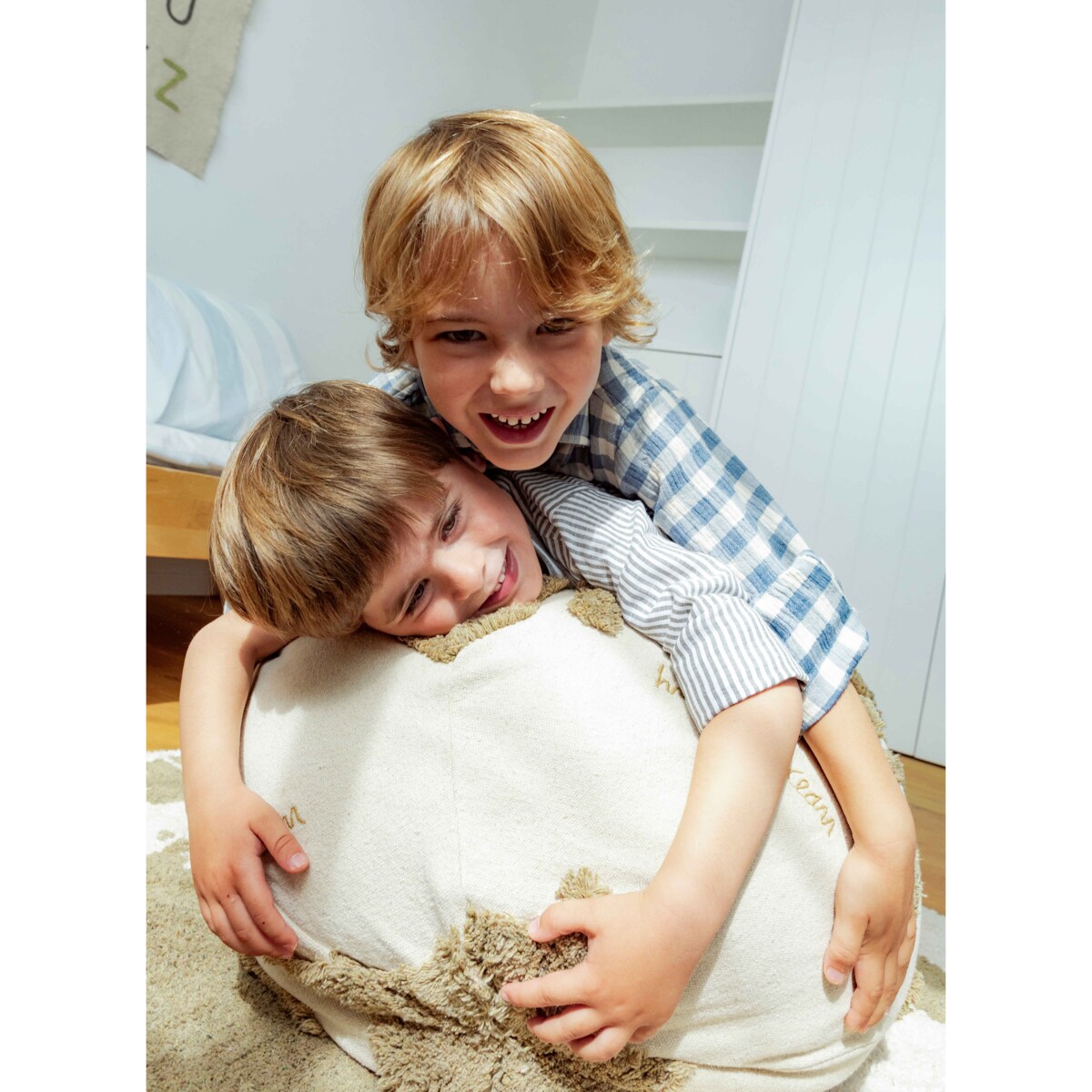 Pufa Mapa Świata Rugcycled Lorena Canals