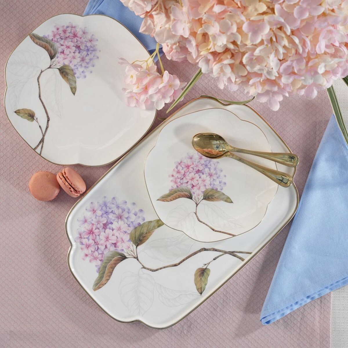 VILLA ITALIA Talerz deserowy porcelanowy 19 x 19 cm MAGIC BLOOMS