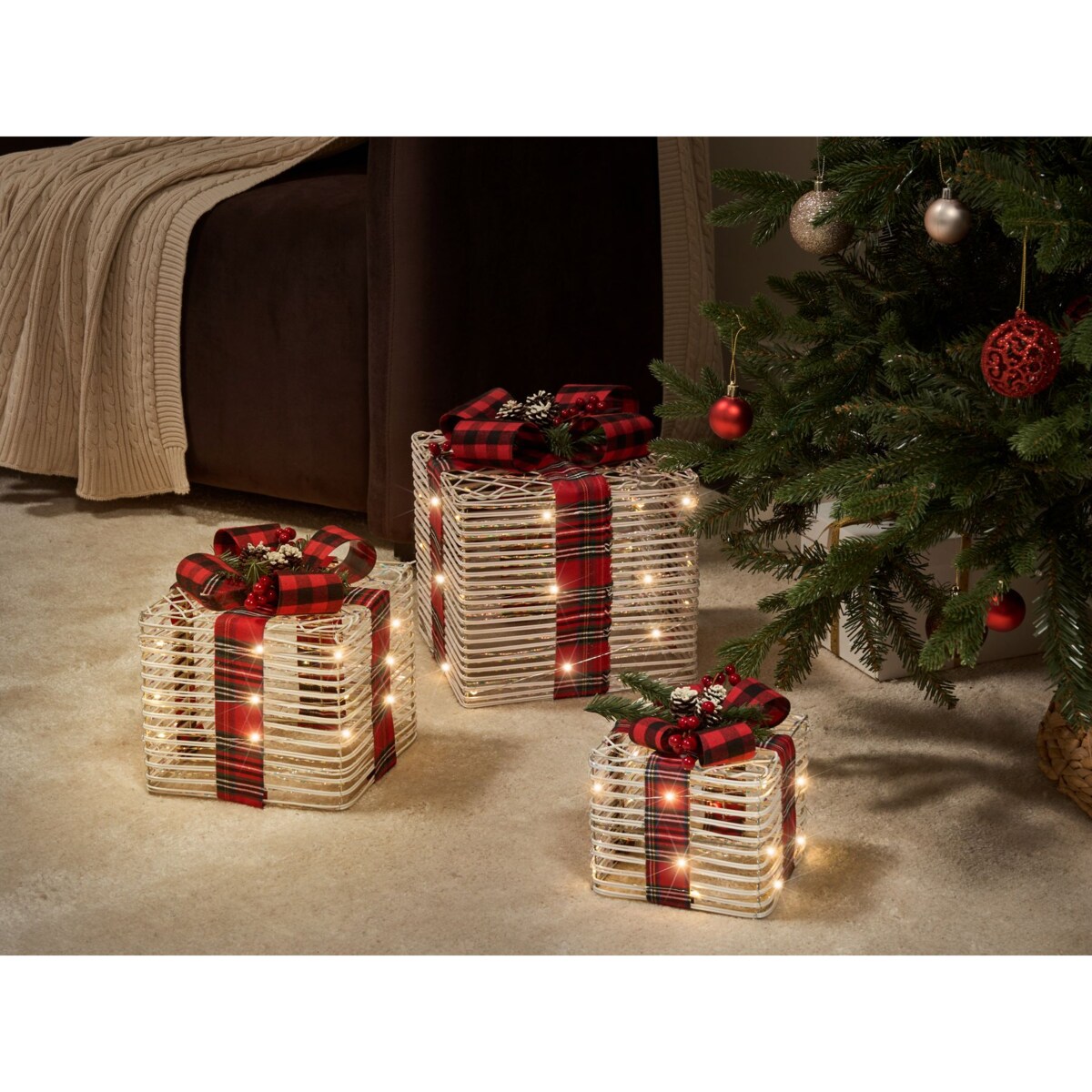 Zestaw 3 dekoracji świątecznych LED MANGEN Prezenty świąteczne 20/25/35 cm Złamana biel