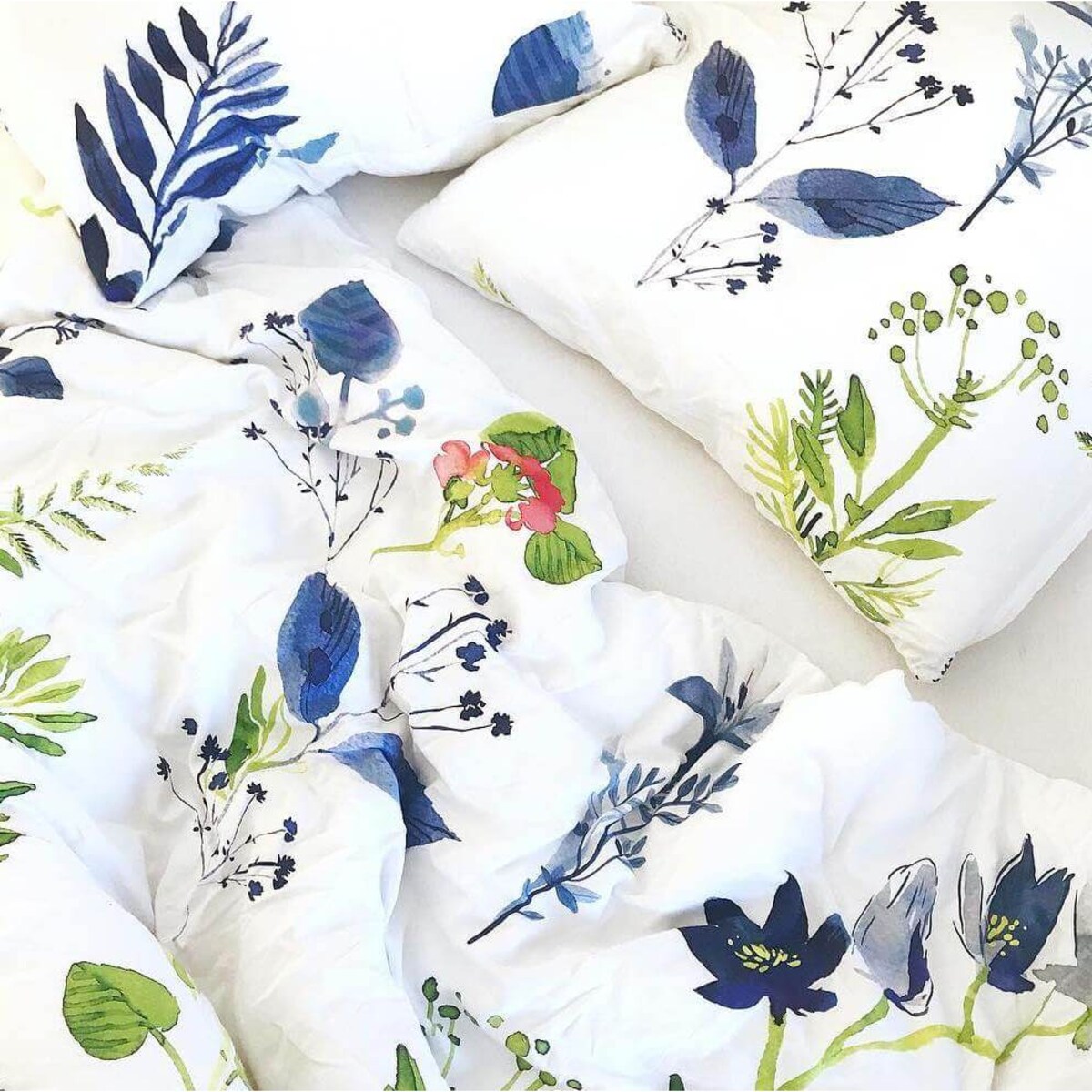 Pościel Kwiatowy sen 160/200 + 2 x 70/80 cm