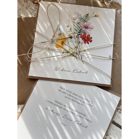 Wyjątkowa kartka - prezent dla kobiety na dzień kobiet