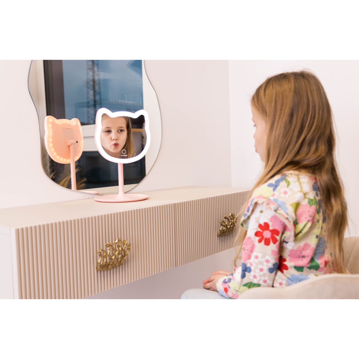 INNOGIO GIOPERFECT Pink Cat lusterko kosmetyczne z podświetleniem LED