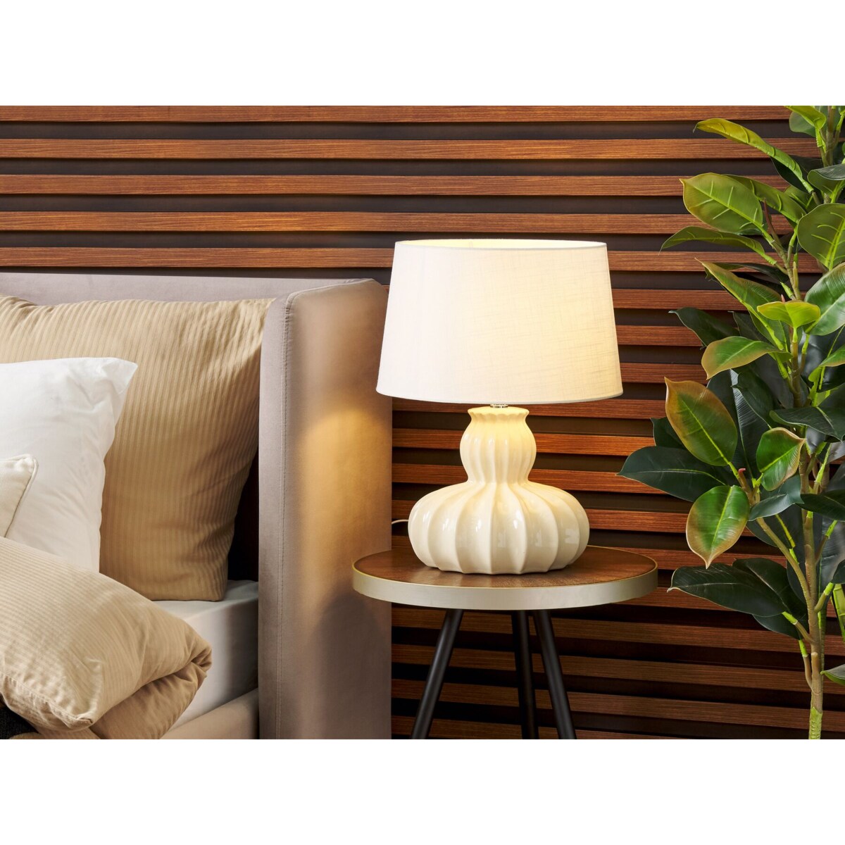 Lampa stołowa ceramiczna beżowa MALABUKA