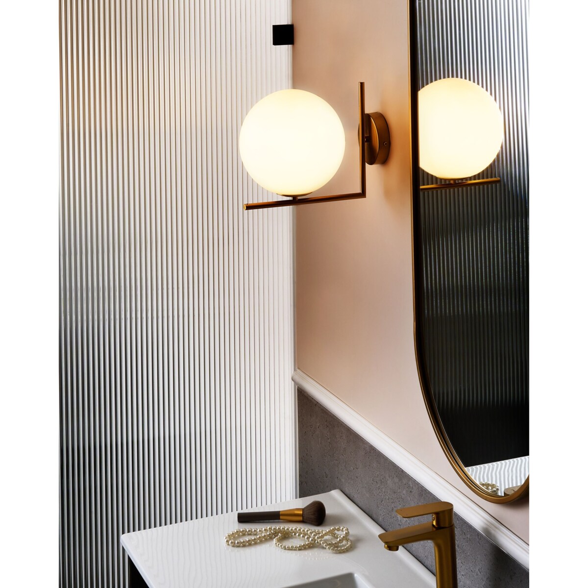 Lampa ścienna LIZONNE Złoty Metal