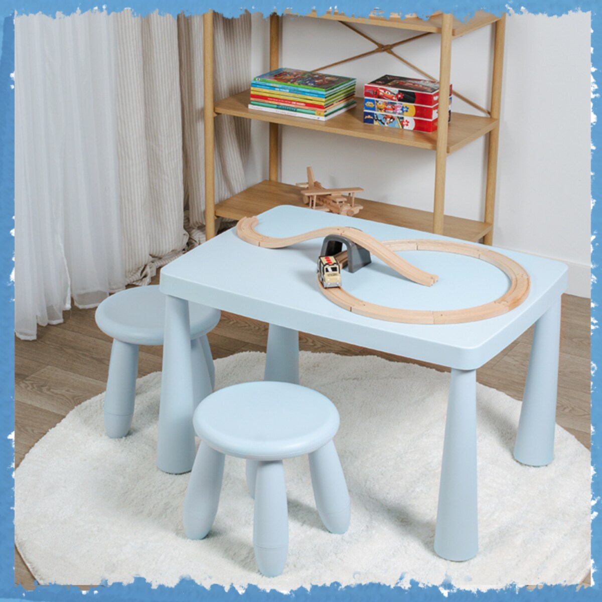 Stolik dla dzieci niebieski plastikowy do pokoju dziecka dziecięcy