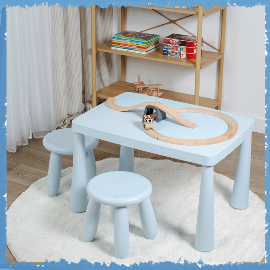 Stolik dla dzieci niebieski plastikowy do pokoju dziecka dziecięcy