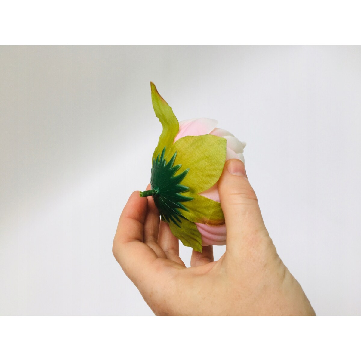 KWIATY sztuczne piwonia KREMOWA główka do stroika wiązanki cmentarz grób