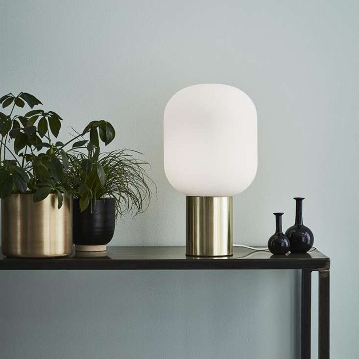 Modernistyczna LAMPA stołowa BROOKLYN 107868 Markslojd stojąca LAMPKA biurkowa tuba mosiądz biała