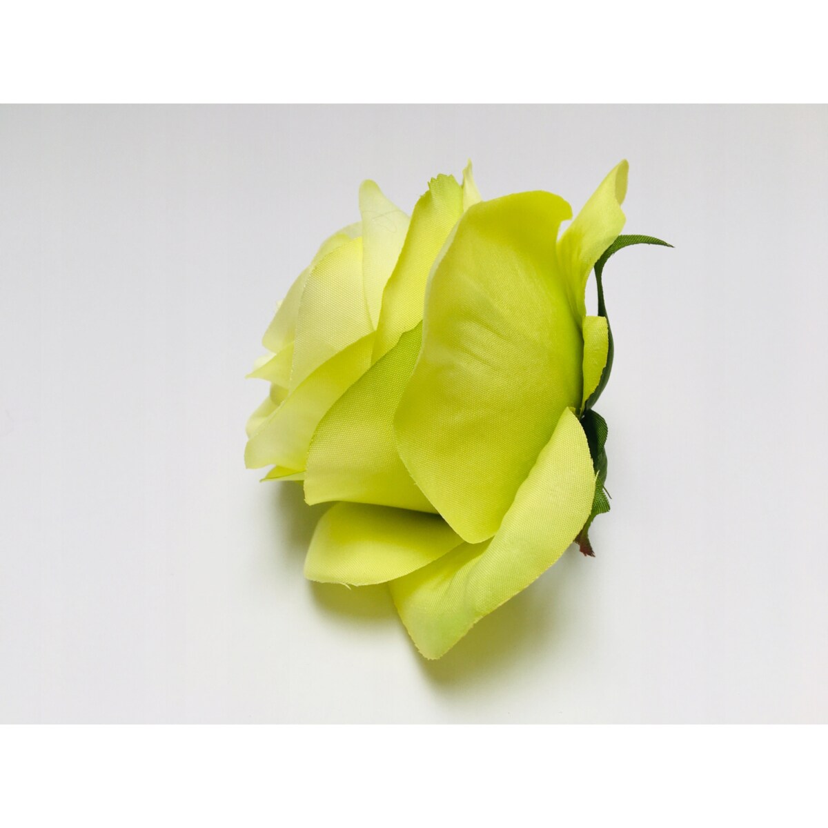 RÓŻA SZTUCZNA główka kwiatowa wyrobowa do STROIKA bukietu dekoracji ZIELONA