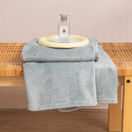 Miękki Koc Narzuta Pled na Łóżko 70 x 150 cm mikrofibra milutki Szary Willy