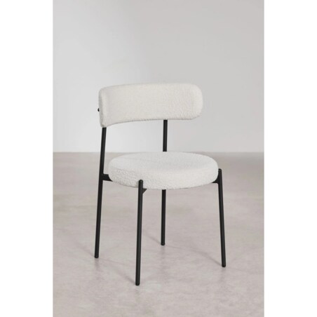 Krzesło na czarnej podstawie bouclé Anisa
