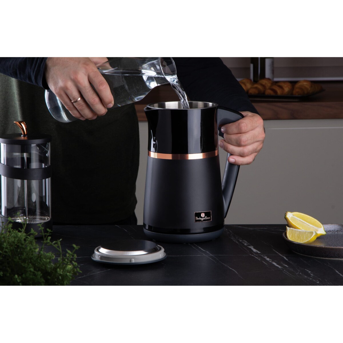 Czajnik z regulacją temperatury Berlinger Haus Black Rose / Monaco Collection BH 9473