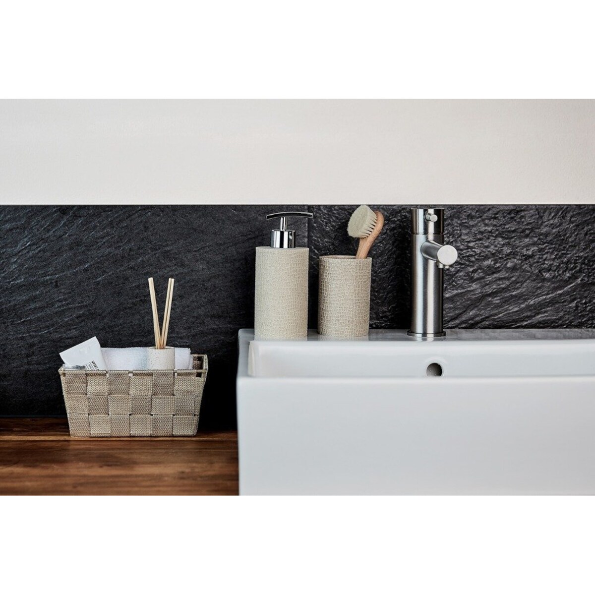 Kubek na szczoteczki PEANUT, WENKO