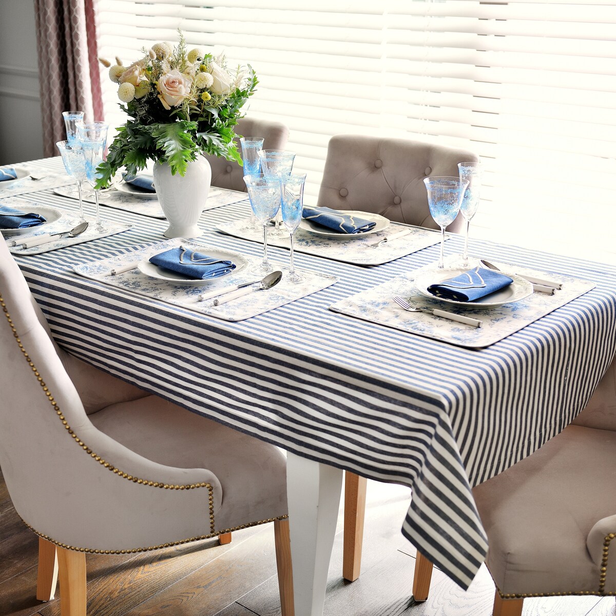 Poszewka w niebieskie paski Dandy Blue