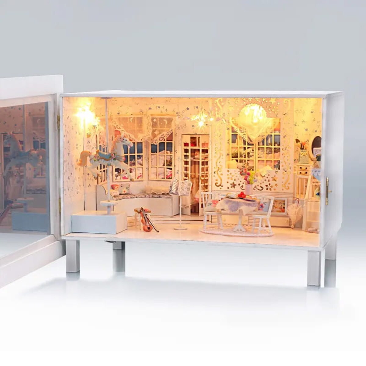 Miniaturowy domek - Wspomnienie dzieciństwa