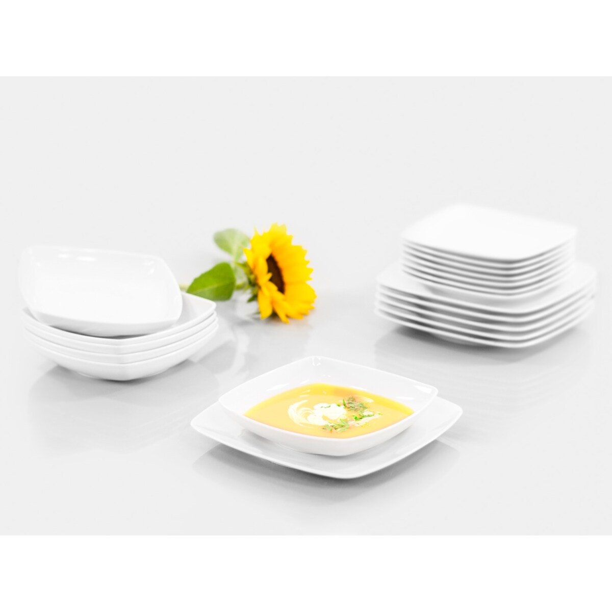 Zestaw talerzy dla 6 osób 18 el. Akcent Biały C000