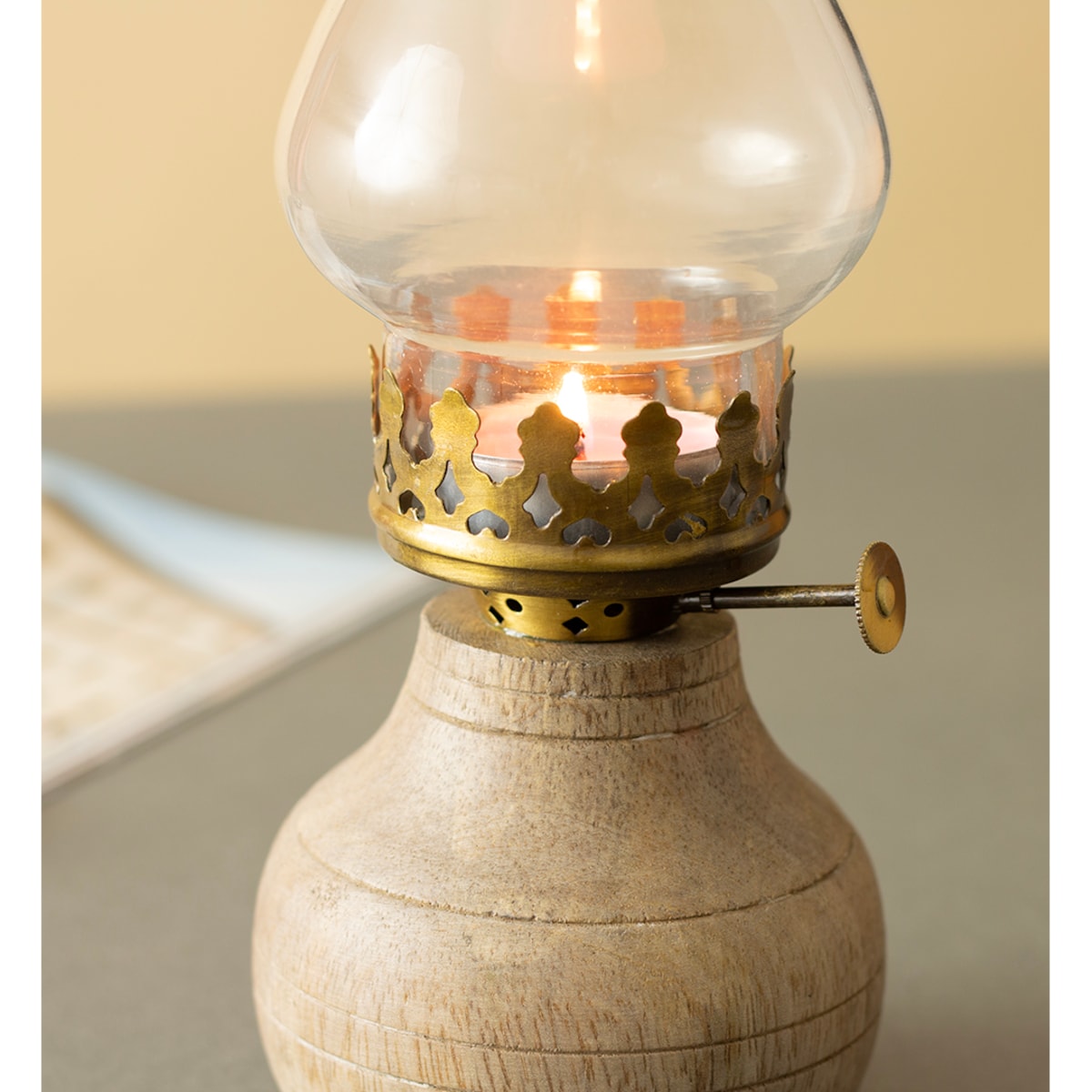 ŚWIECZNIK tealight LAMPA NAFTOWA imitacja wys. 22cm