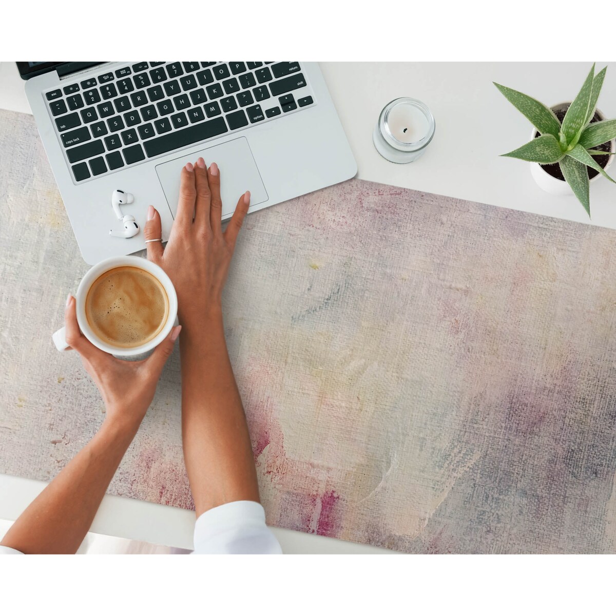 Beżowa mata na biurko Pastelowa abstrakcja, 120x60 cm