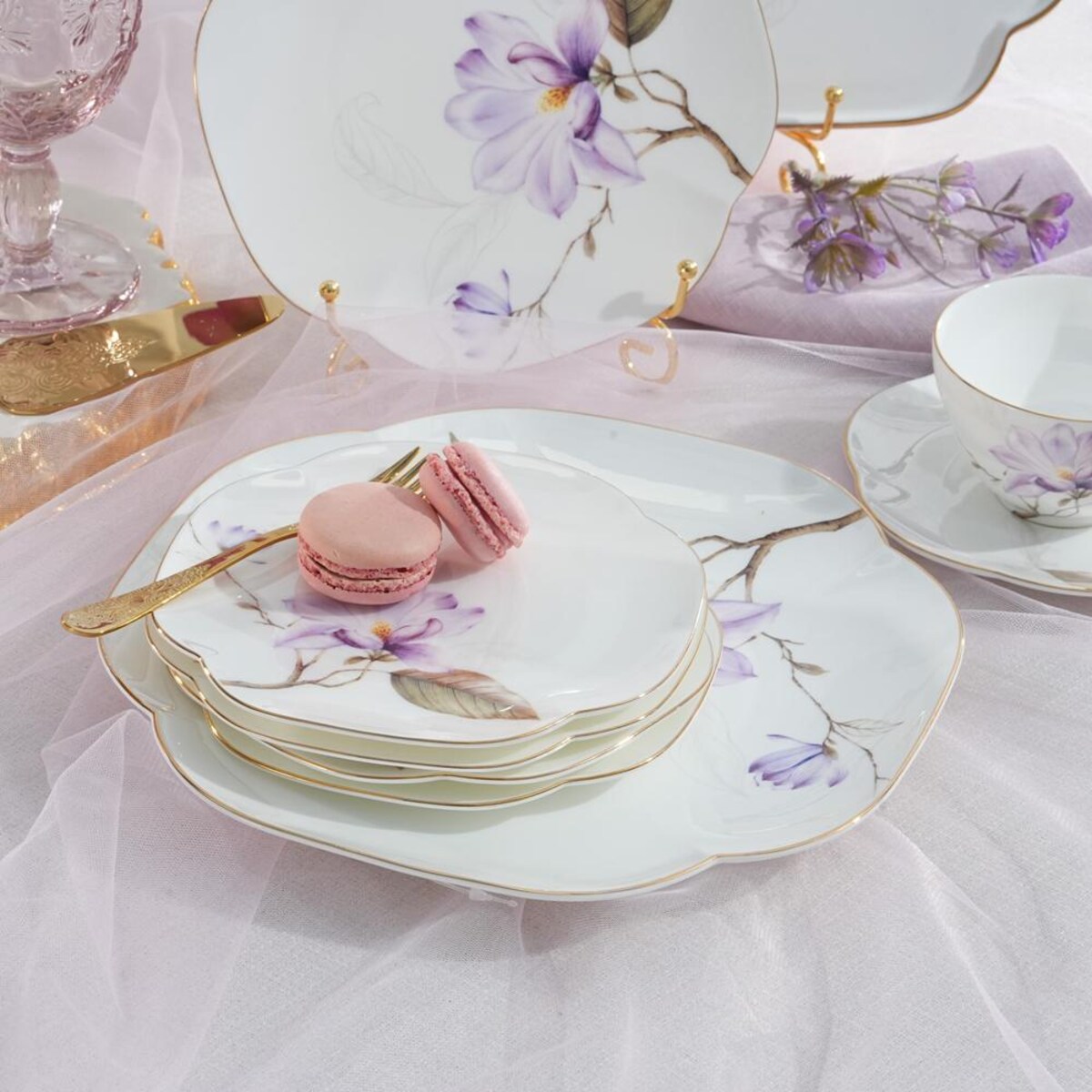 VILLA ITALIA Talerzyk deserowy porcelanowy 16,5 x 16,5 cm SECRET of SPRING