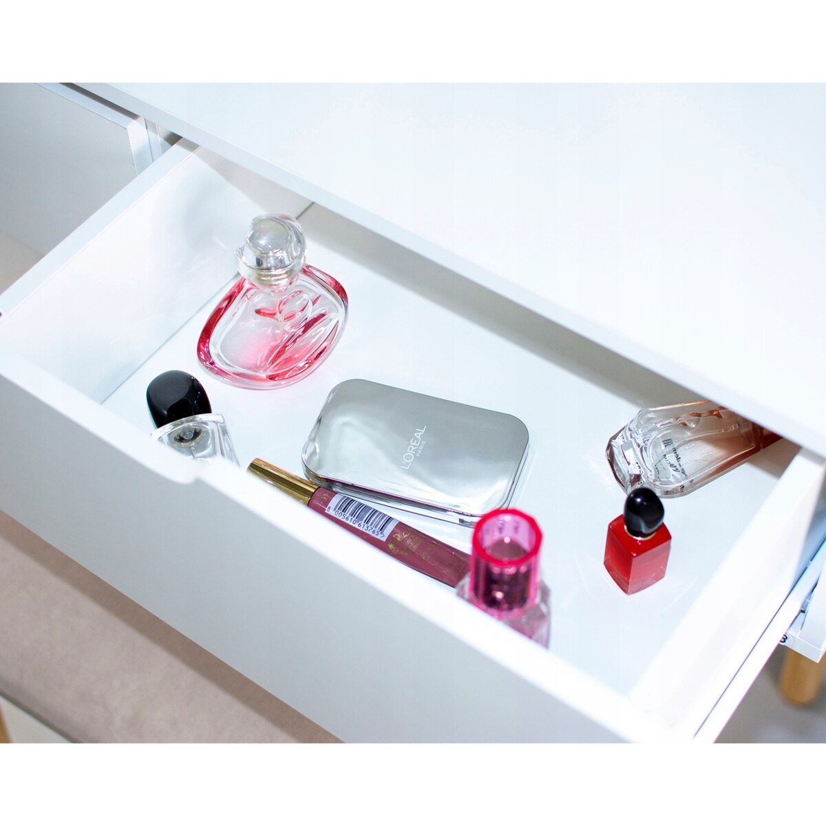 TOALETKA z lustrem LED kosmetyczna skandynawska