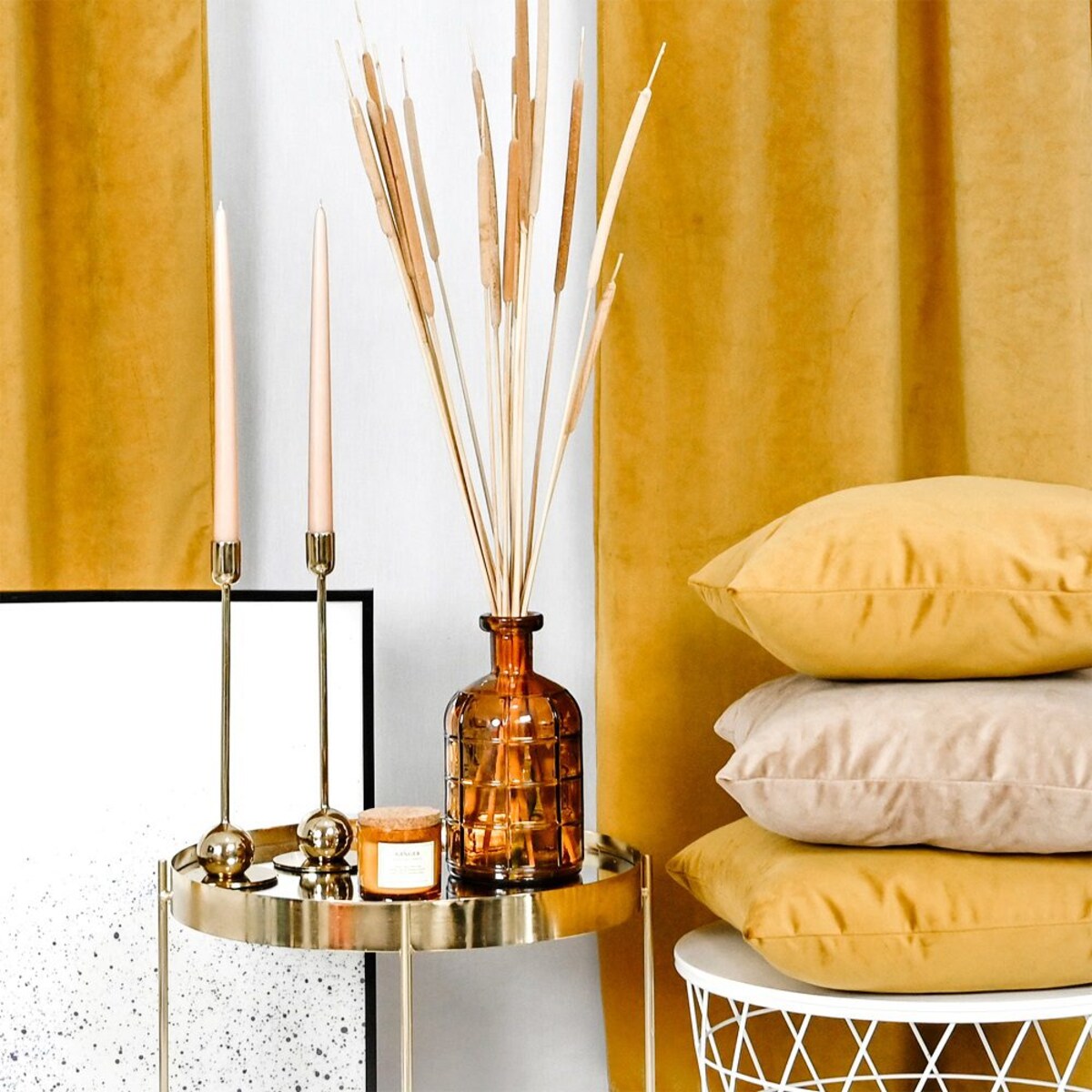 Miodowa zasłona Werona z weluru 140x270