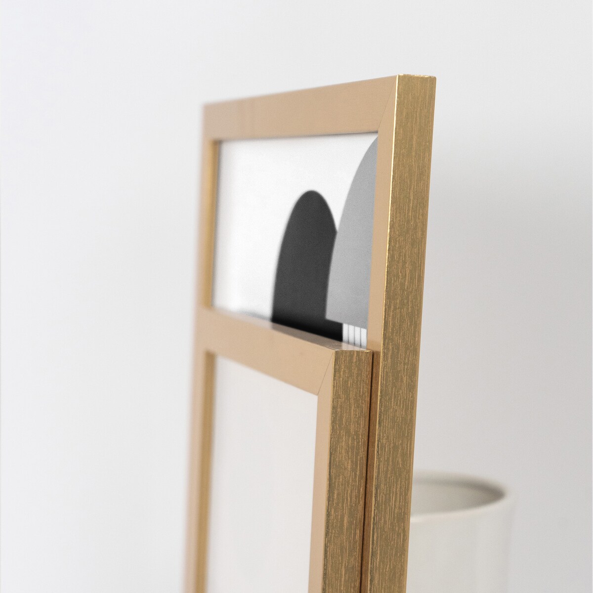 Ramka na zdjęcia 21x29,7 cm złota rama MDF z plexi do postawienia powieszenia klasyczna ramka