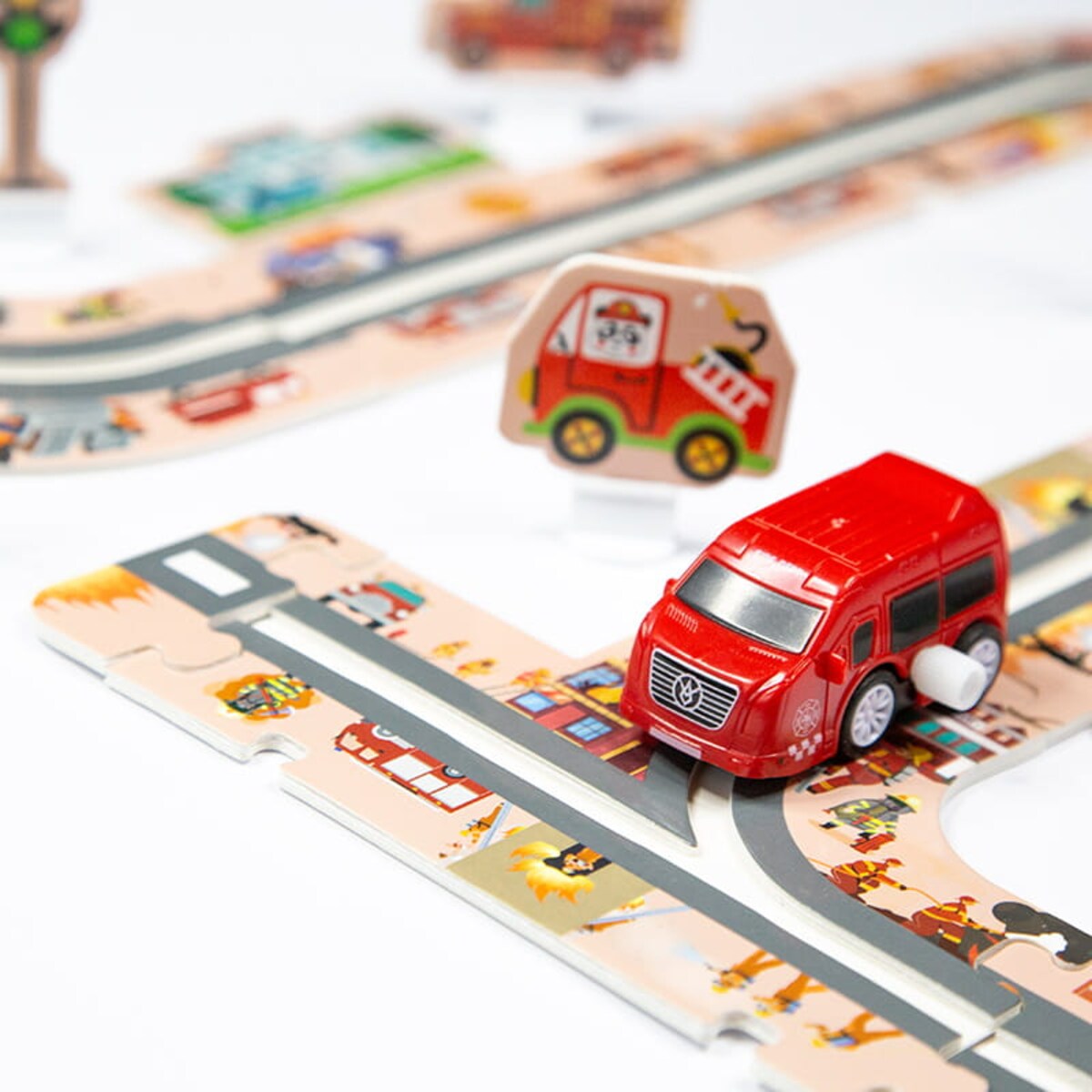 Droga - tor dla samochodów Straż - Puzzle 44 elementy