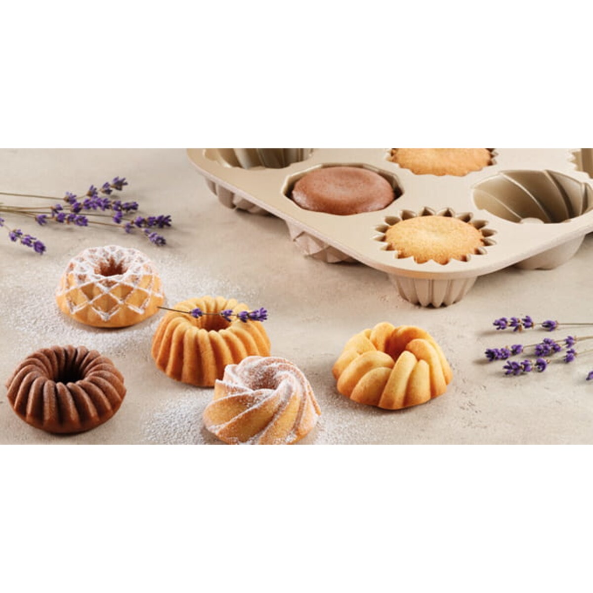 Forma Foremka na 9 mini Babeczek muffinek Delícia Blacha do Pieczenia