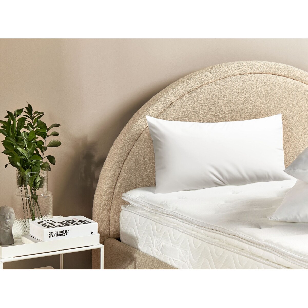 Poduszka poliestrowa wysoka 40 x 80 cm MANA