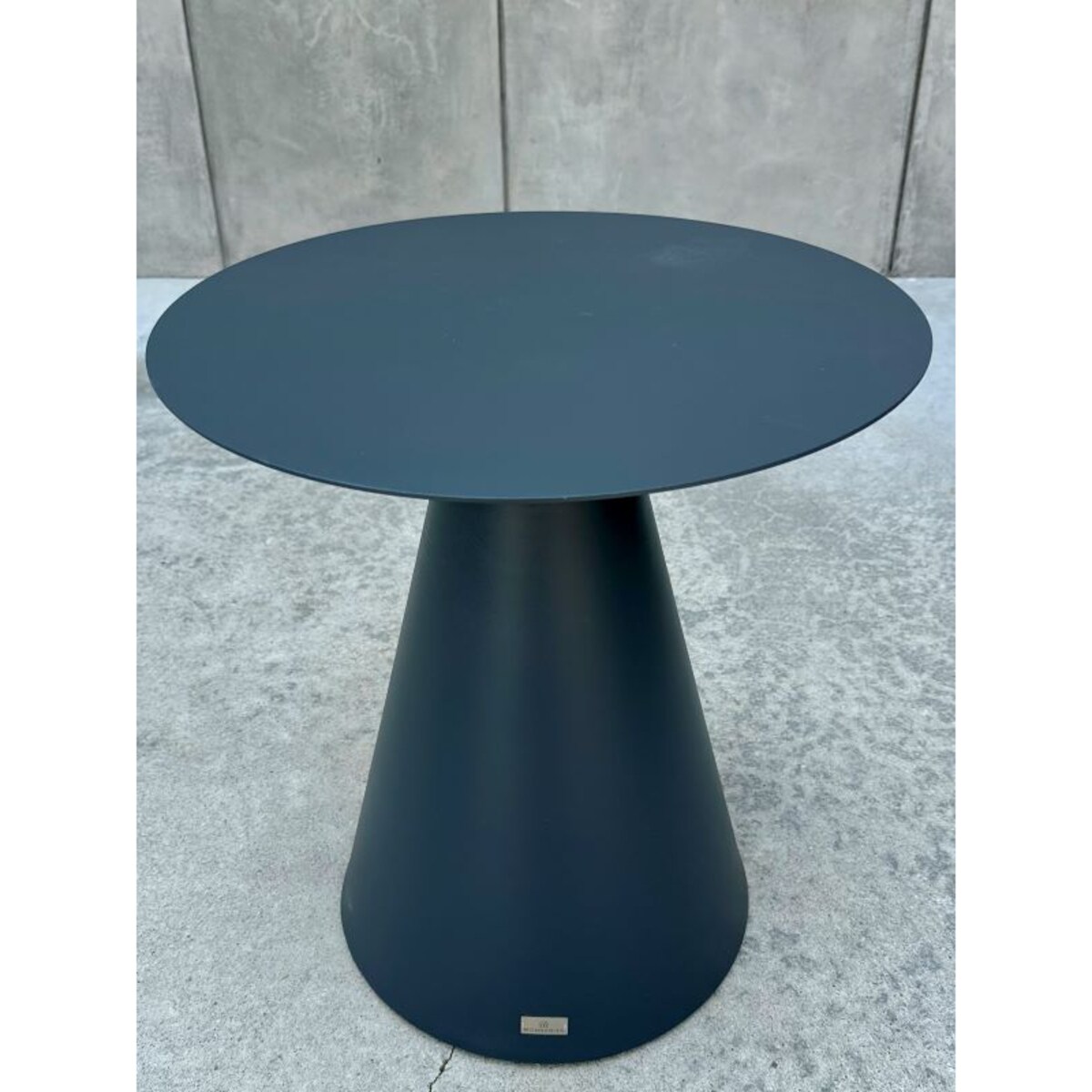 ALUMINIOWY STOLIK RICCARDO SZARY