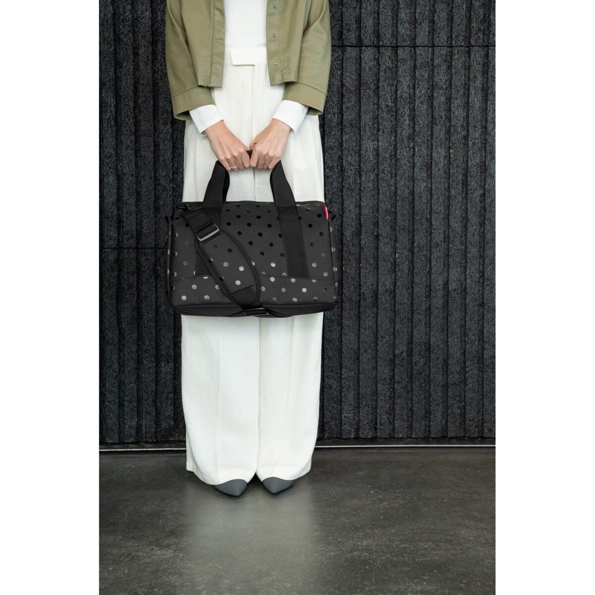 Torba ALLROUNDER M, glossy dots black