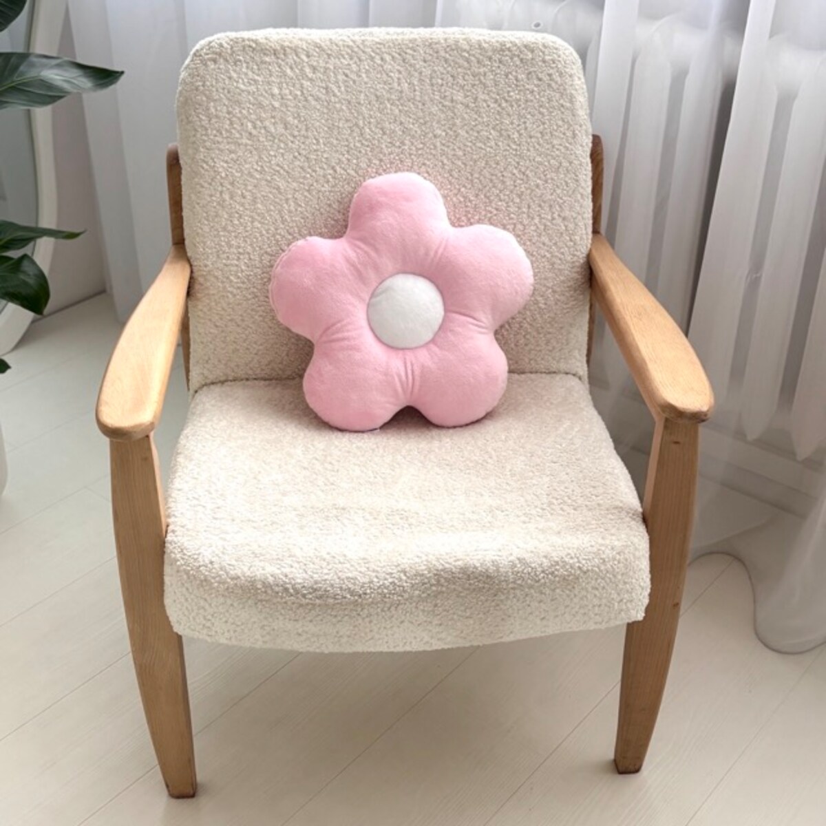 Poduszka kwiatek różowy minky