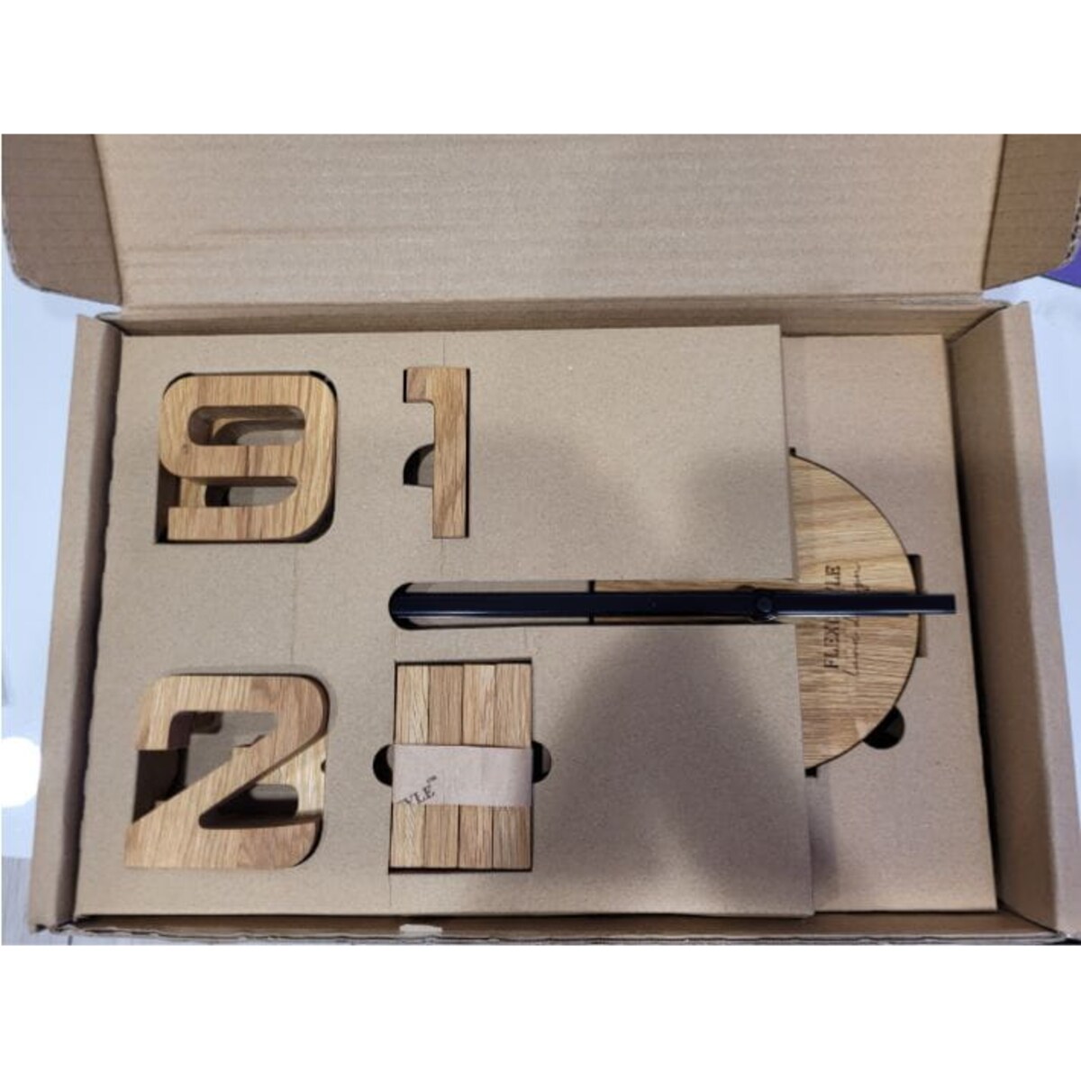 Drewniany zegar ścienny dębowy EKO 75cm