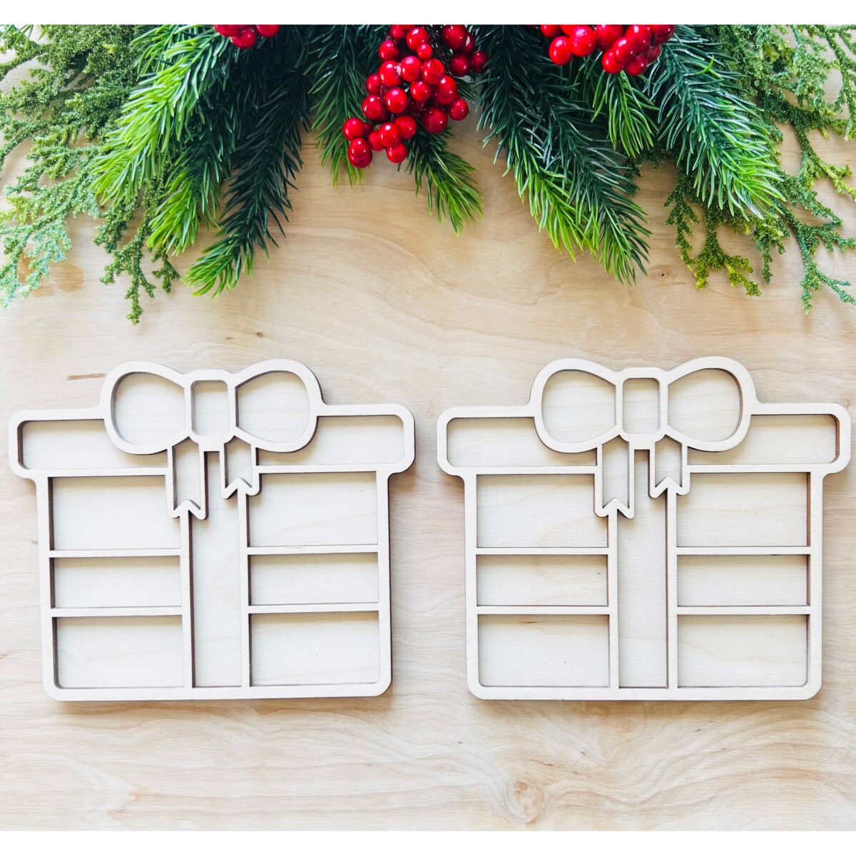 Wysypywanka sensoryczna PREZENT drewniana