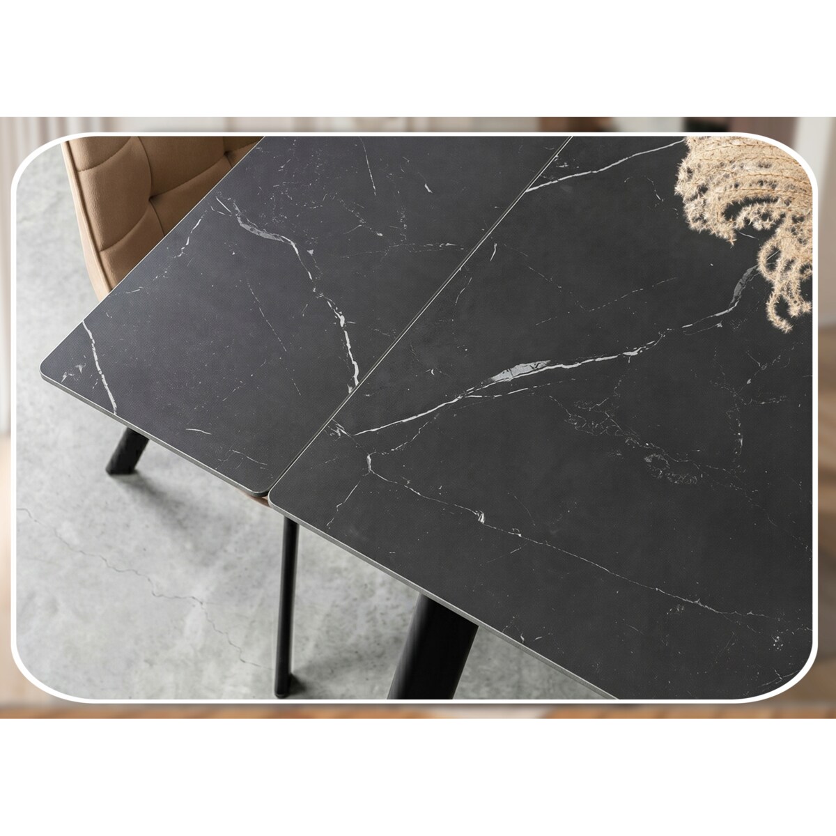 Stół ceramiczny rozkładany do jadalni czarny 90-150 cm LARES