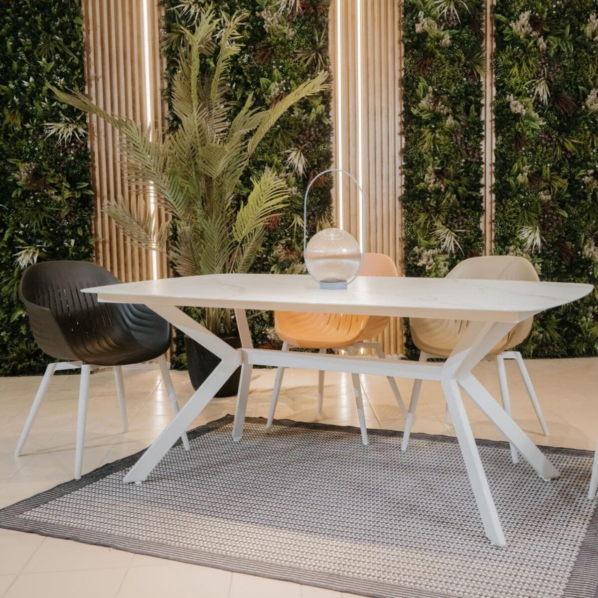 Krzesło ogrodowe Ballena czarne