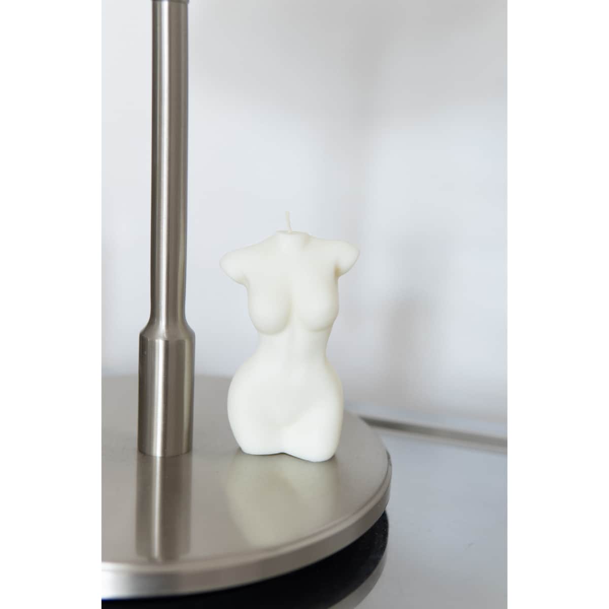 Świeca sojowa ciało kobiety Diva L, 140 g, INSPIRA