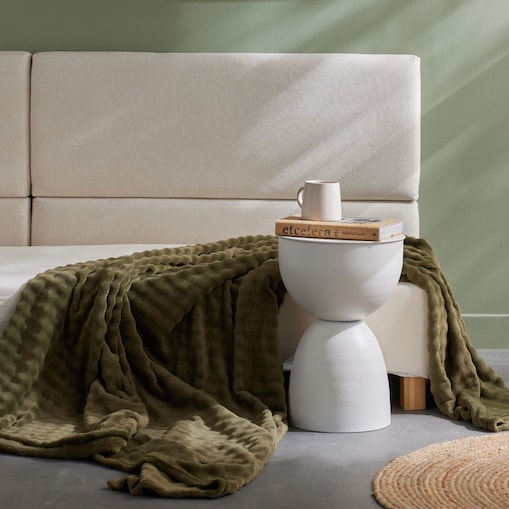 Koc z tłoczonym wzorem, 130 x 180 cm, DOUCELIN