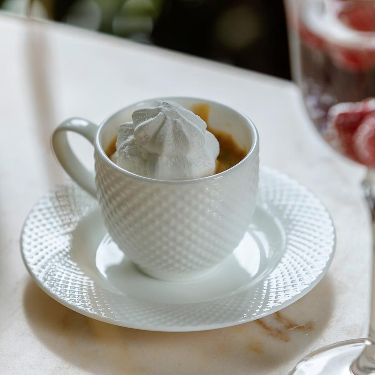 VILLA ITALIA Filiżanka do espresso porcelanowa 100 ml ze spodkiem BARI WHITE