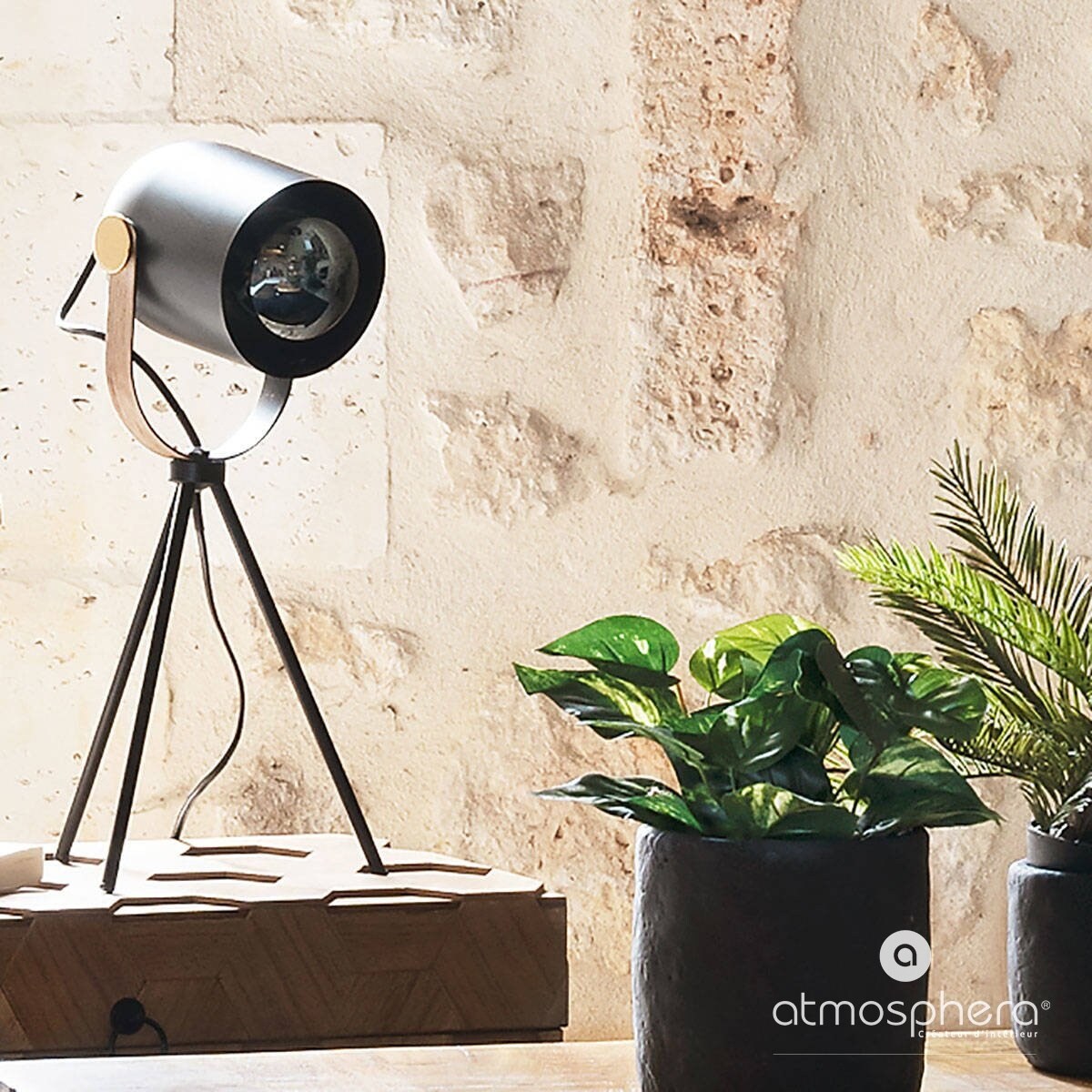 Lampka stołowa na statywie BIL