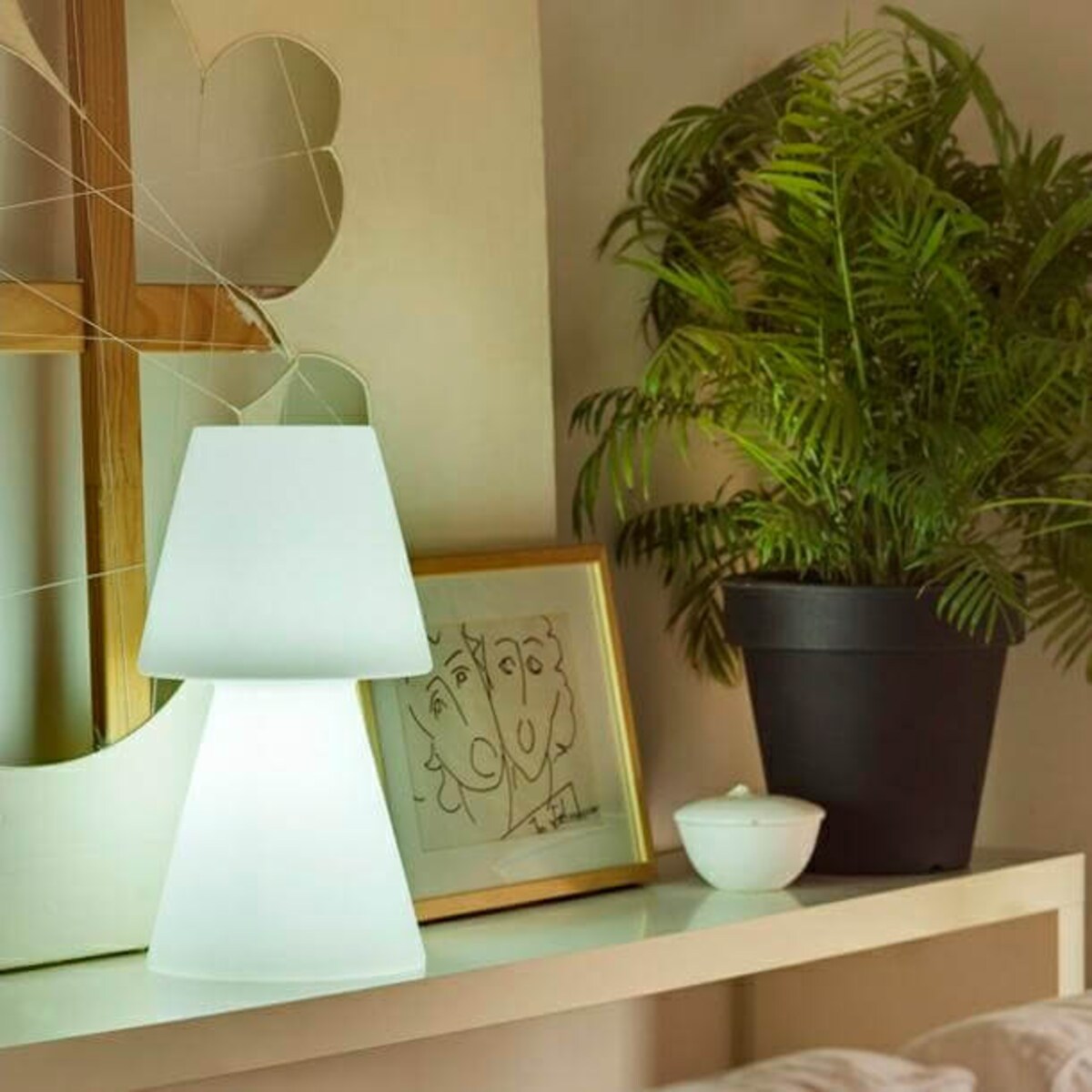 Lampka zewnętrzna stołowa Lola LUMLL045WLNW King Home LED 0,5W 6000K IP54 biała