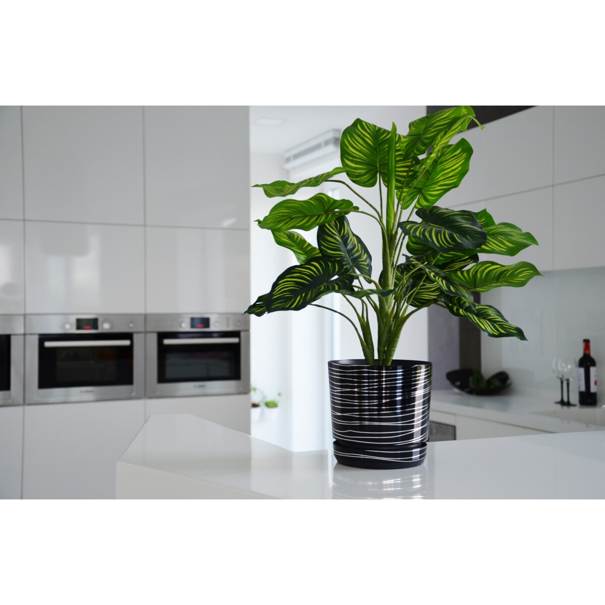 16 cm wzór CZARNA ZE SREBRNĄ NITKĄ Doniczka z podstawką glamour lustrzane srebrne paski połysk