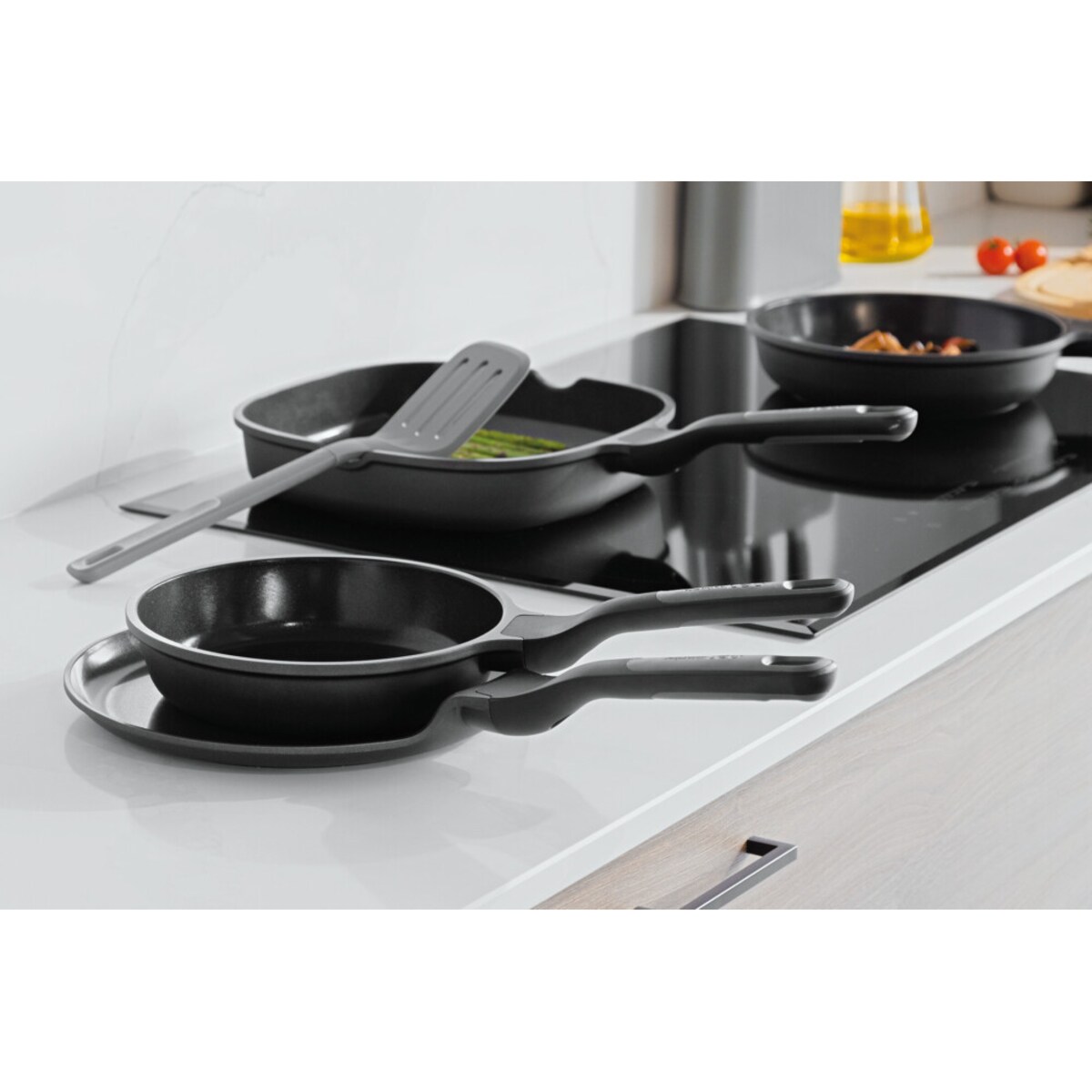 Zestaw patelni non-stick 4-el. Stone+ & łopatka Balance BergHOFF