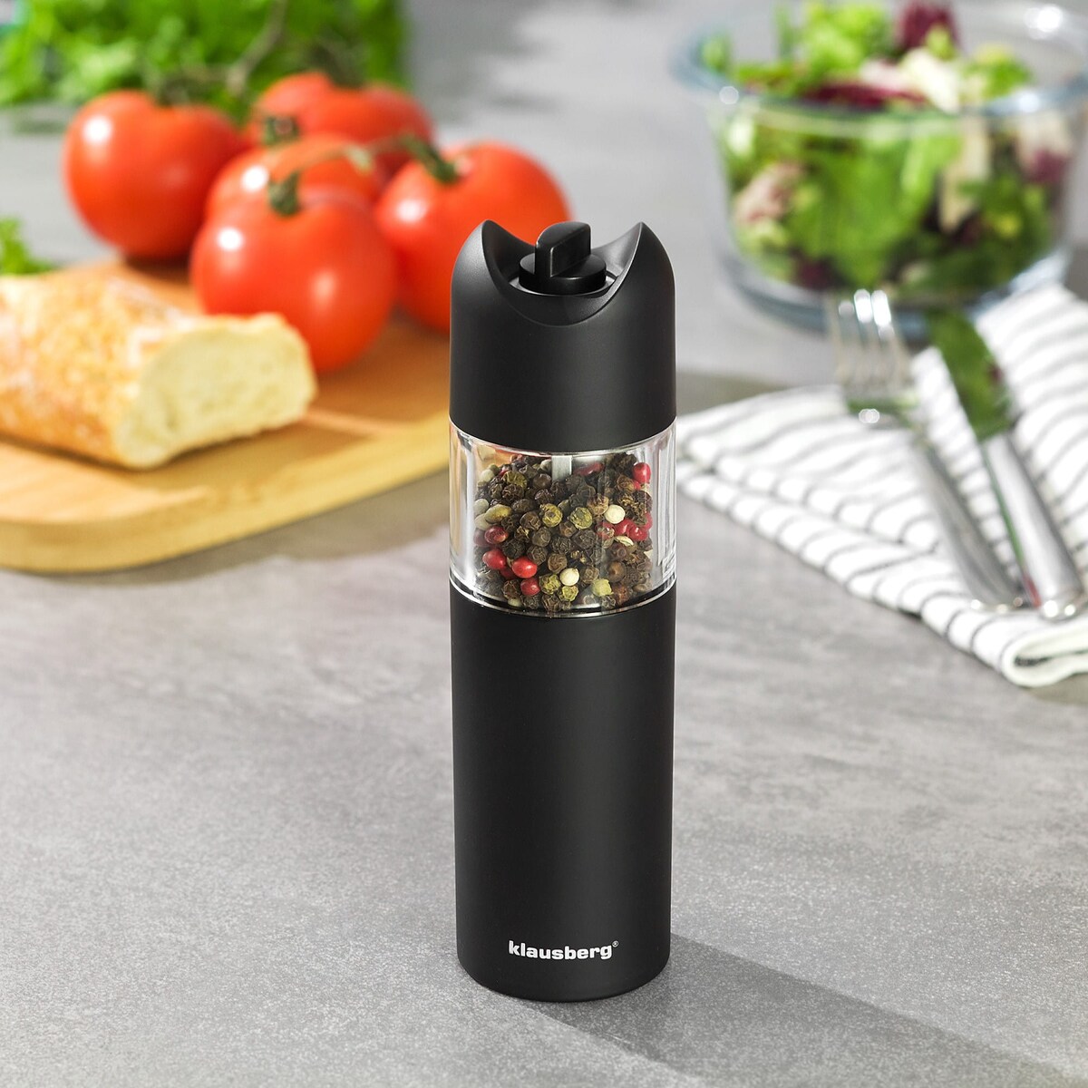 Młynek grawitacyjny do soli pieprzu przypraw w ziarnach czarny KLAUSBERG