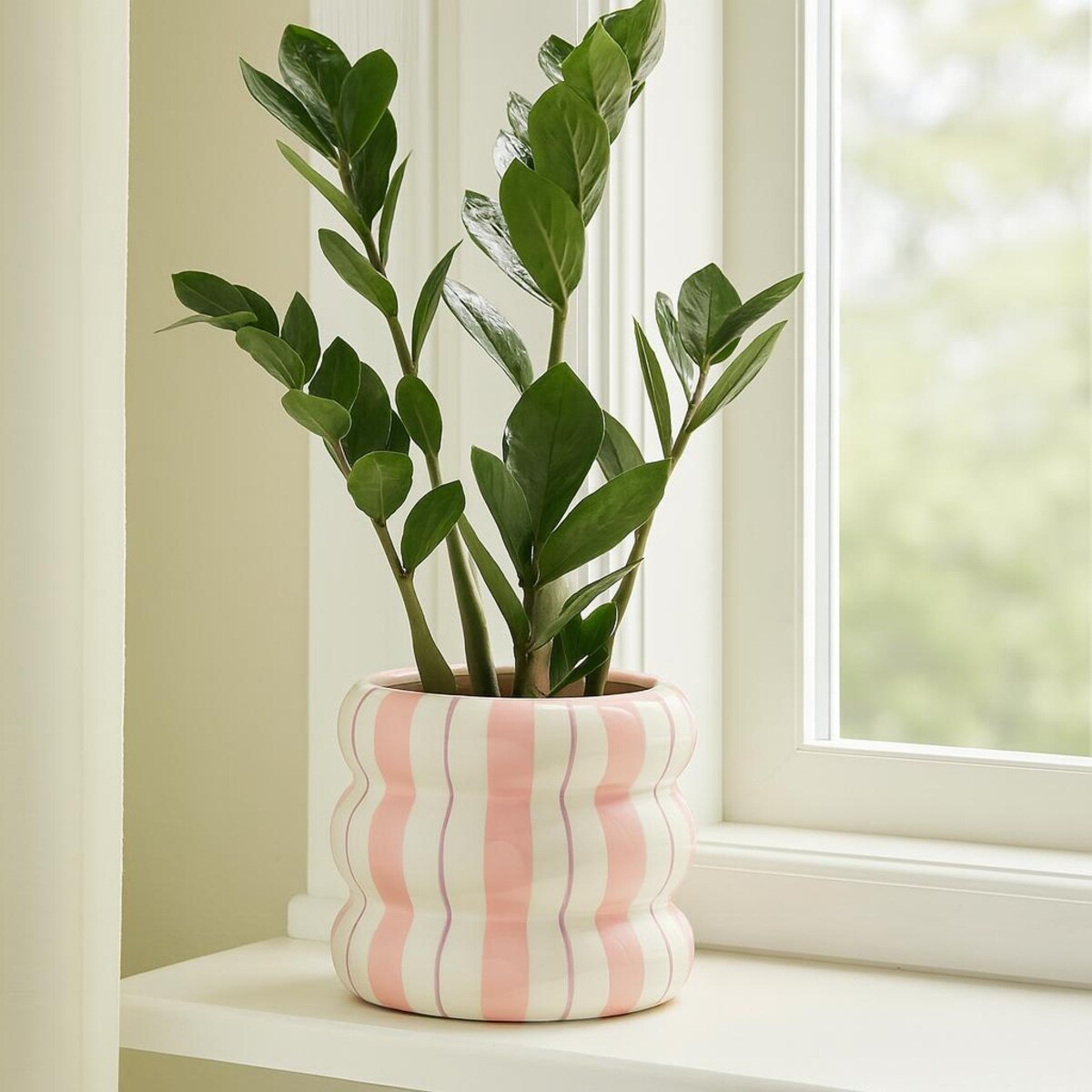 Ceramiczna osłona na doniczkę w paski LINJE, 14 cm