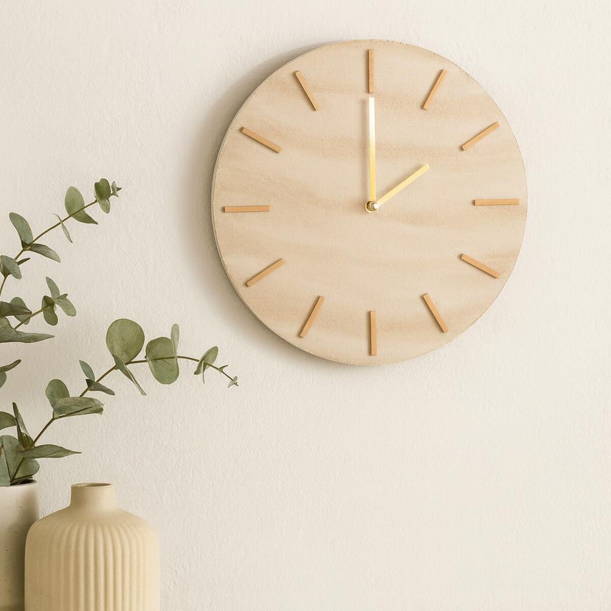 Minimalistyczny zegar ścienny SUM, wzór marmuru, Ø 30 cm