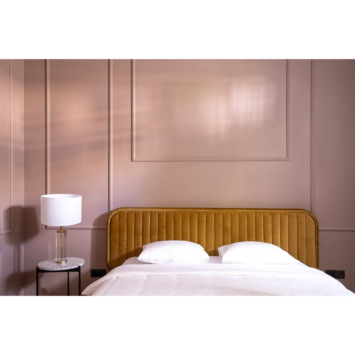 Łóżko Delikate (200x200) w tkaninie Vocal 10