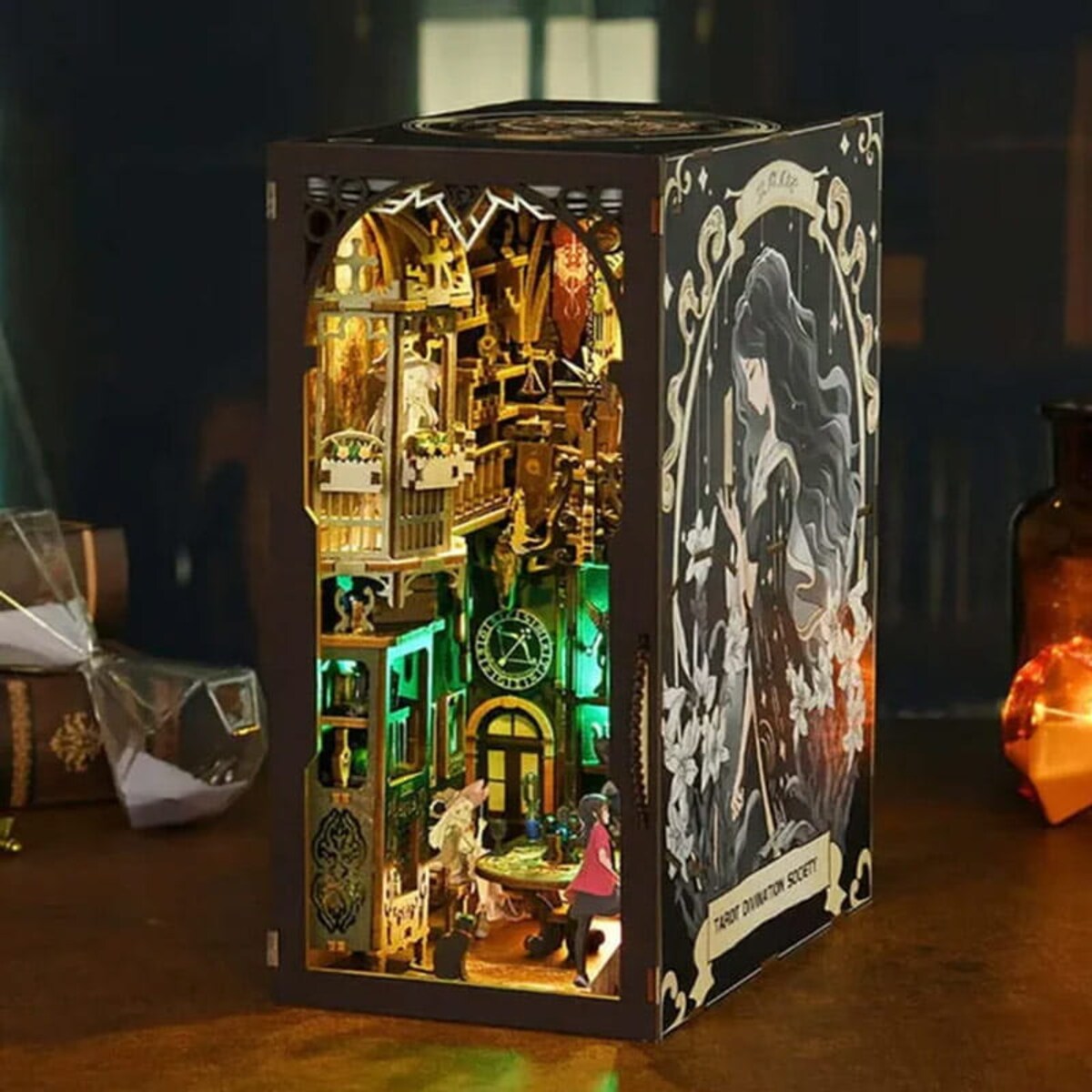 Miniaturowy domek Book Nook - Karty tarota