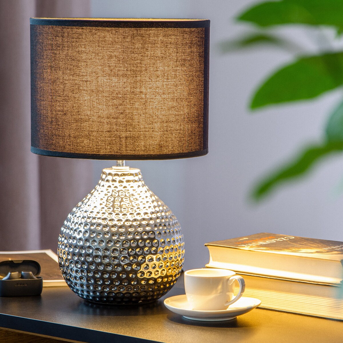 KONSIMO NIPER elegancka lampa stołowa srebrno-czarna