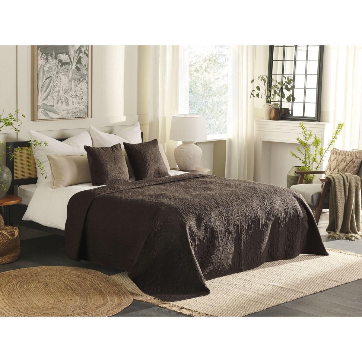 Komplet narzuta z poduszkami tłoczony 220 x 240 cm brązowy RAYEN